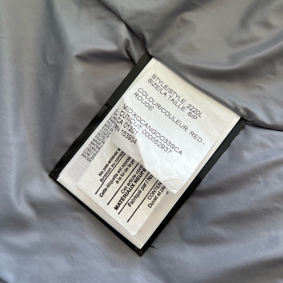 Canada Goose Coat - Picture 10 of 10